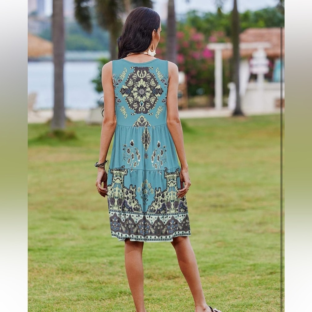 Bohemian Sleeveless Dress - Picture 6 of 8